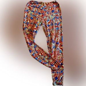 Lularoe leggings
Red blue and green